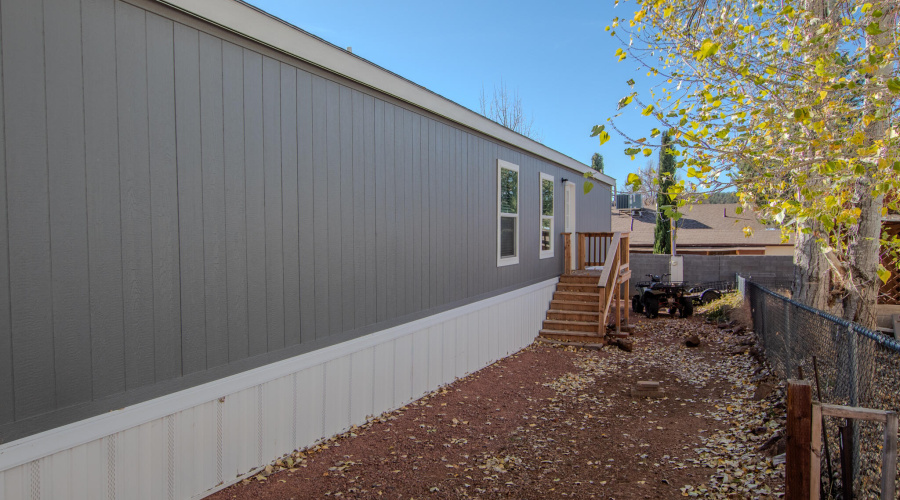 Mikesell - Apache Dr MLS-08