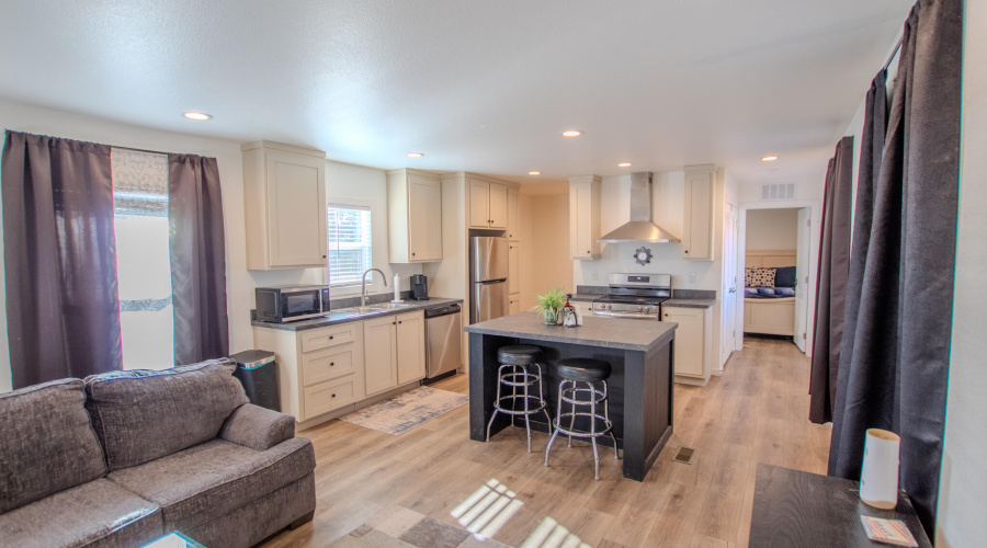 Mikesell - Apache Dr MLS-20