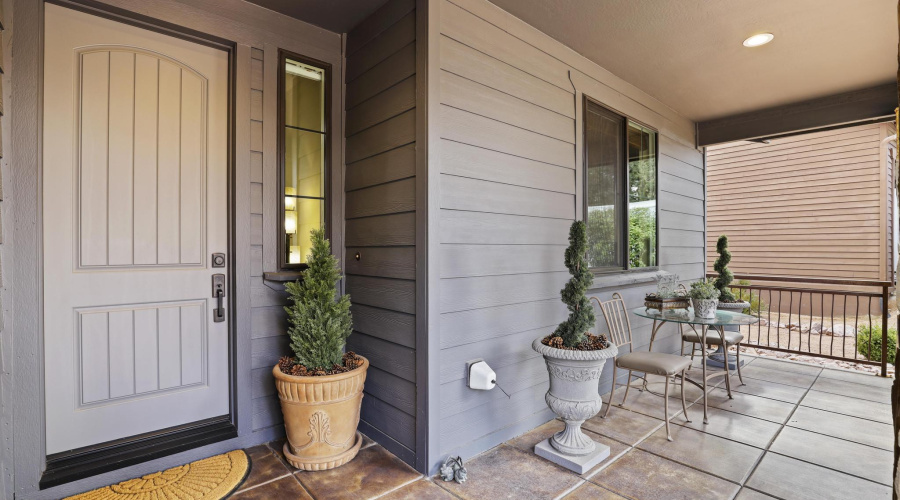 Front covered deck