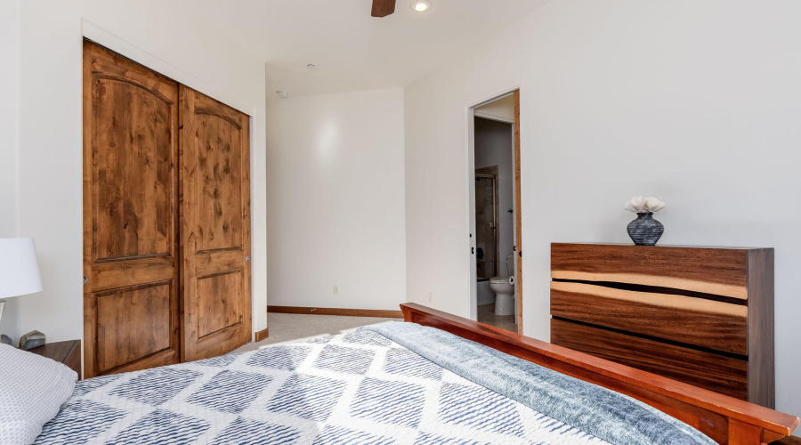 2208 E Filaree Cir - 24