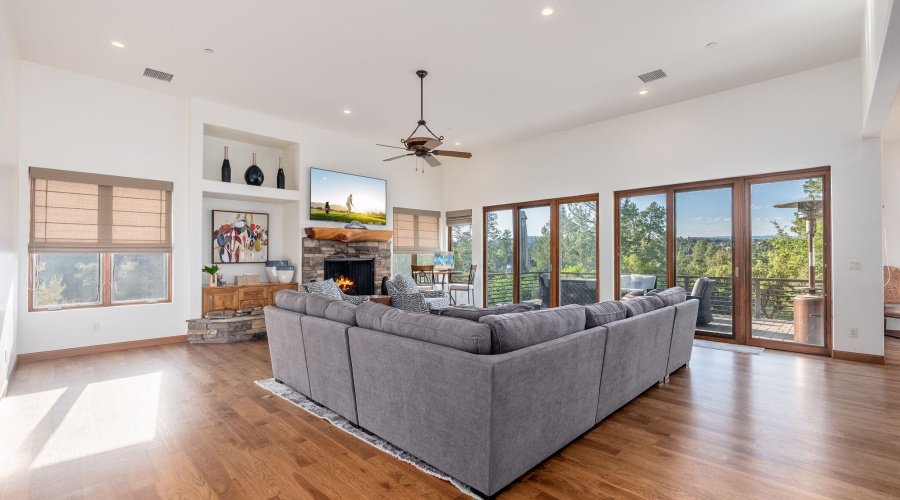 2208 E Filaree Cir - 06