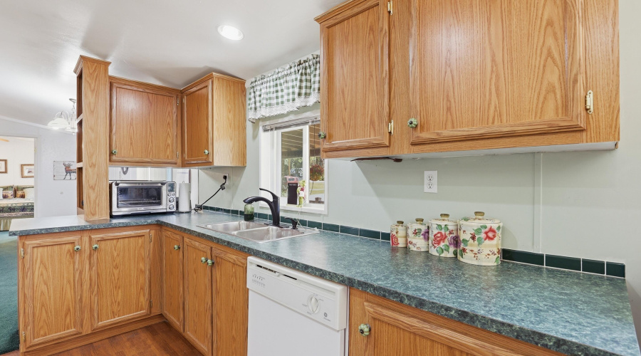 mls-Standage_Dr_025