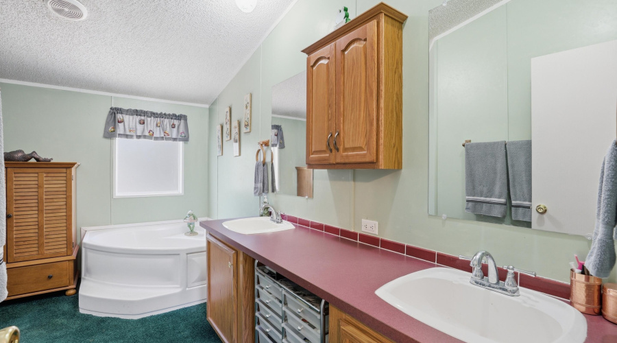 mls-Standage_Dr_017