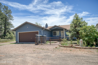 2303 Rose Marie Court, Pinetop, Arizona 85935, Bedrooms, ,Bathrooms,Residential,For Sale,Rose Marie,261280