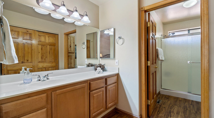 OWNERS BATH