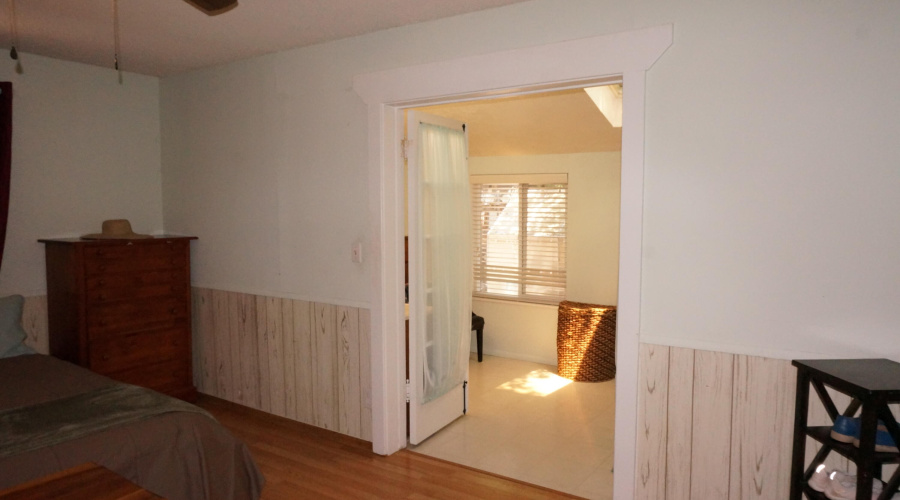 Bedroom 1 en suite bathroom