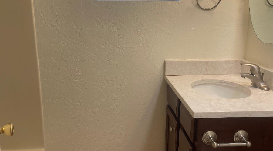 8239 Bucksprins Rd Primary Bath
