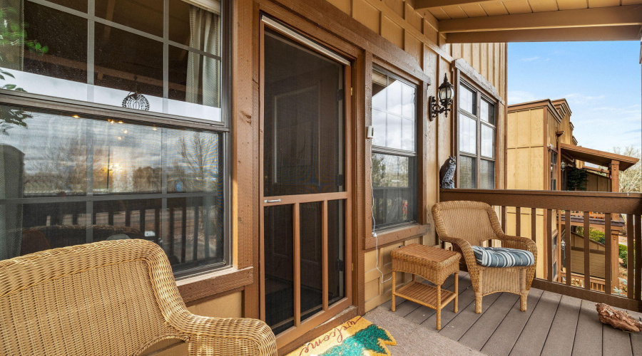 PATIO OFF GREAT ROOM