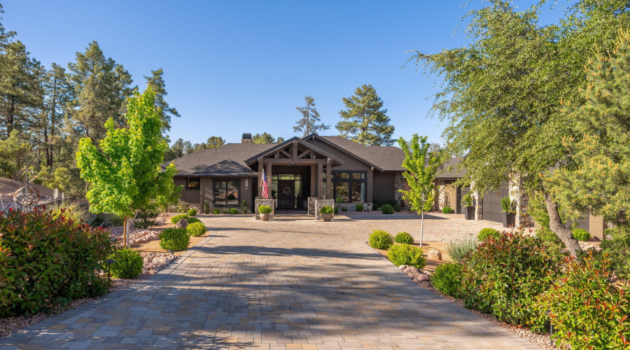 602 N Redbud Cir - 01