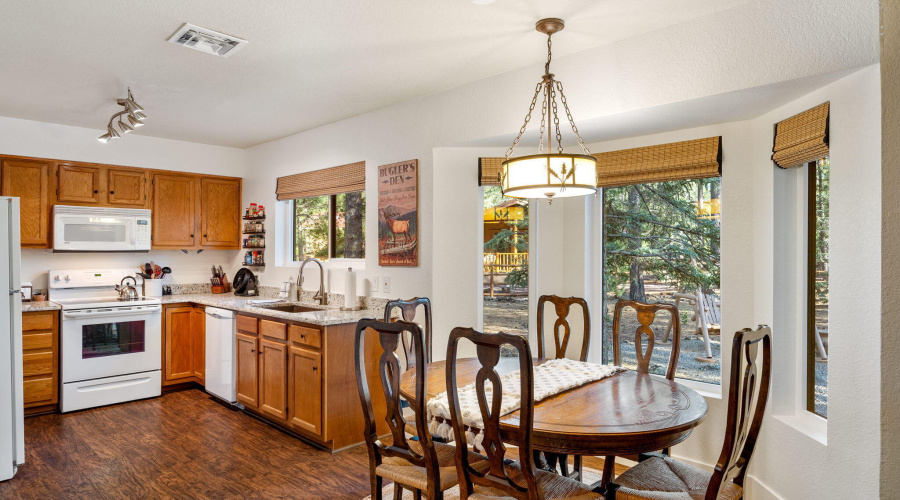 7507TallPineDr-Pinetop-AZ-8