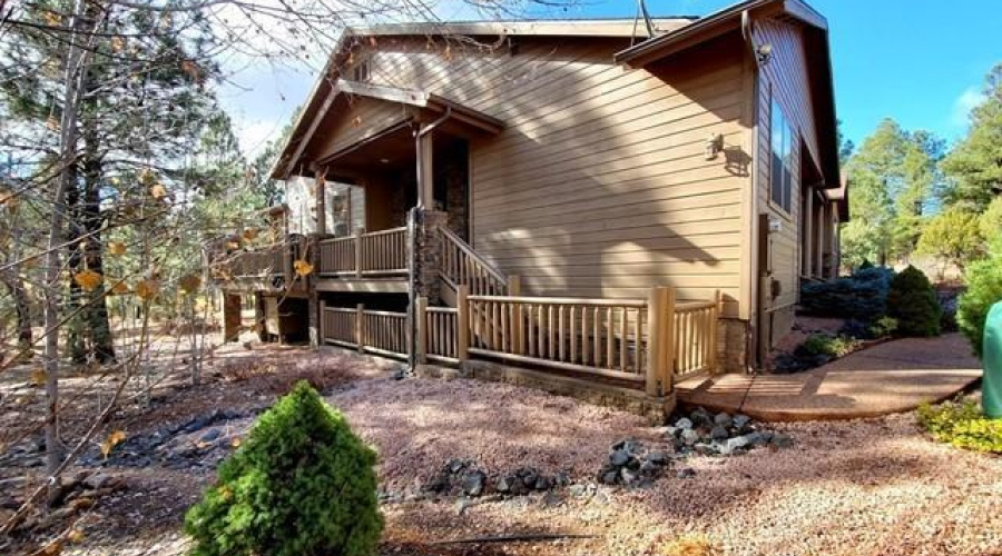 Side of Home with Dog Run