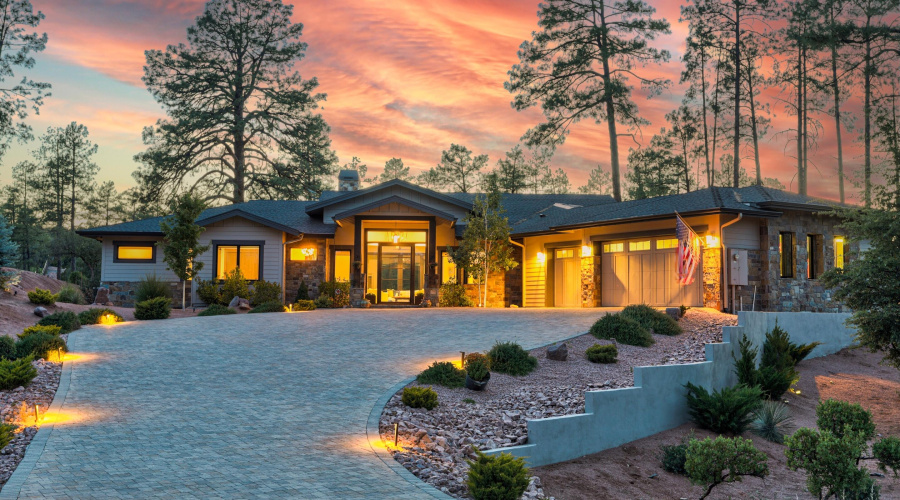 1802 E Senna Point