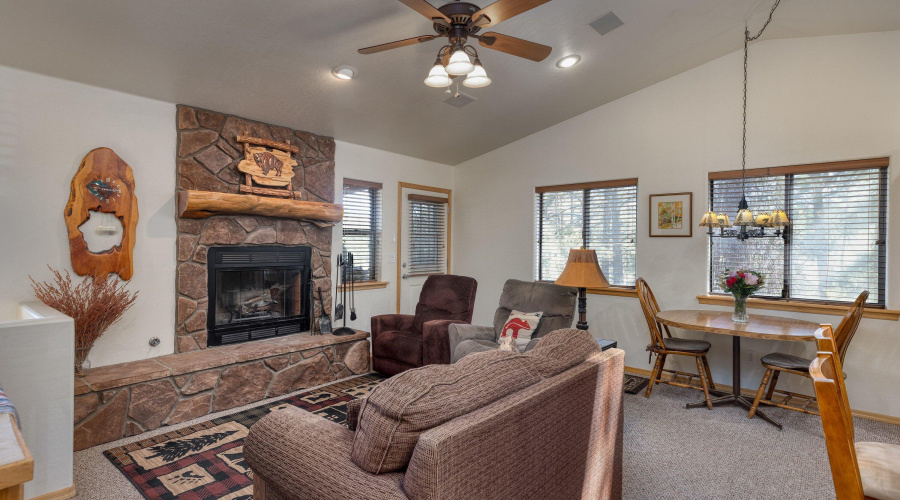 Top floor living room