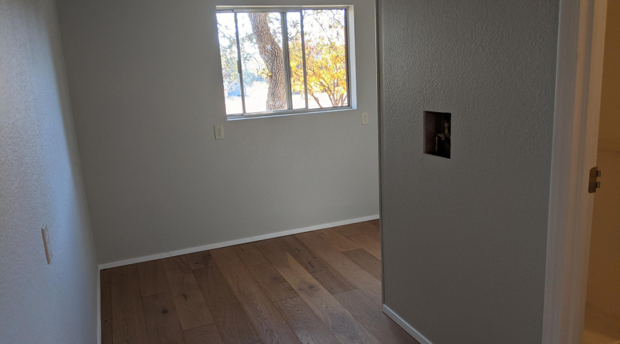13 - Guest House