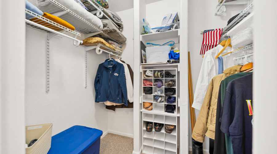 Walk In Closet