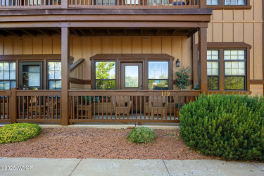 2415 Quarter Horse Trail, Overgaard, Arizona 85933, Bedrooms, ,Bathrooms,Residential,For Sale,Quarter Horse,261330