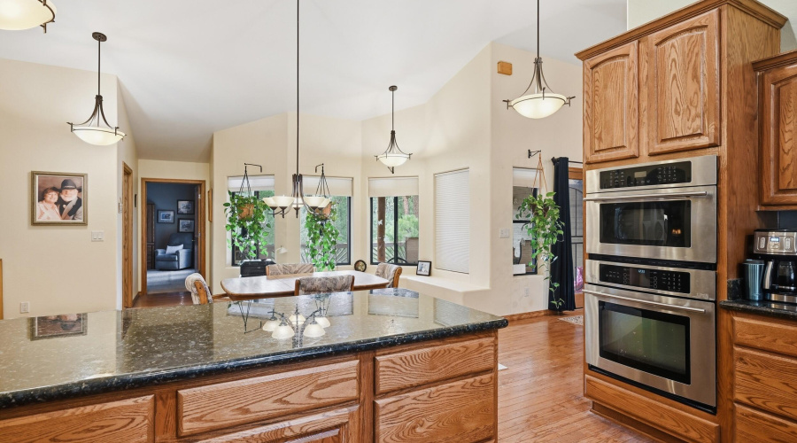 13 Kitchen island