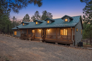 2542 Sioux Lane, Happy Jack, Arizona 86024, Bedrooms, ,Bathrooms,Residential,For Sale,Sioux,93772