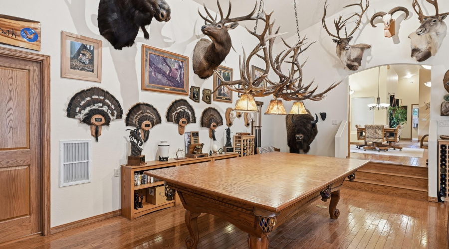 20 Pool table included with table top