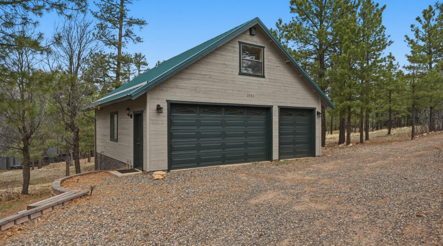 40 Lg 3 car detached garage