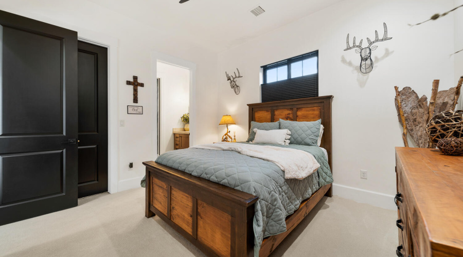 Well-Appointed Guest Suite