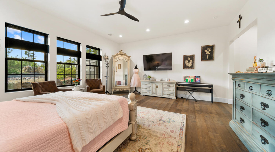 Beautiful Guest Retreat
