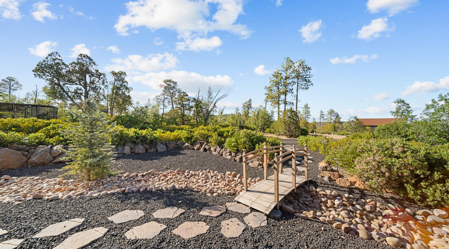 Manicured Landscaping