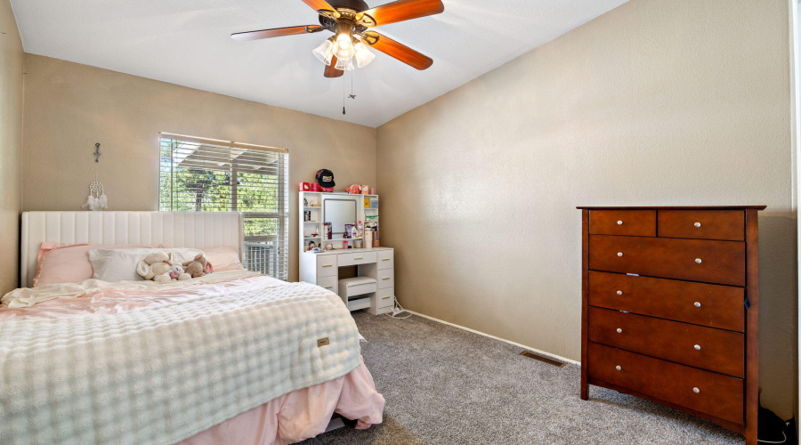 5911stPl-ShowLow-AZ-23