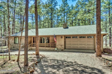 1268 Forest Lane, Pinetop, Arizona 85935, Bedrooms, ,Bathrooms,Residential,For Sale,Forest,261275