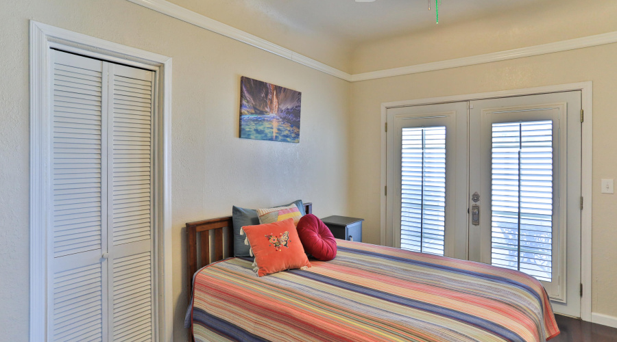 2ndBedroom (2)