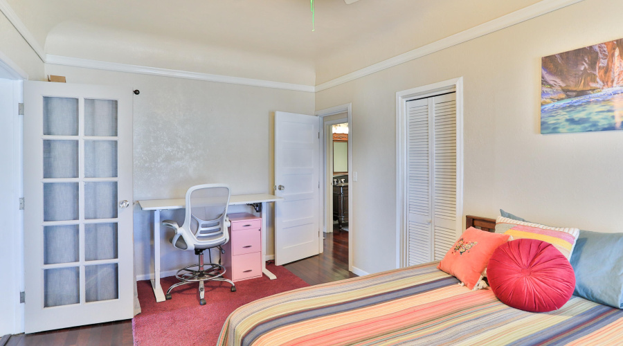 2ndBedroom (3)
