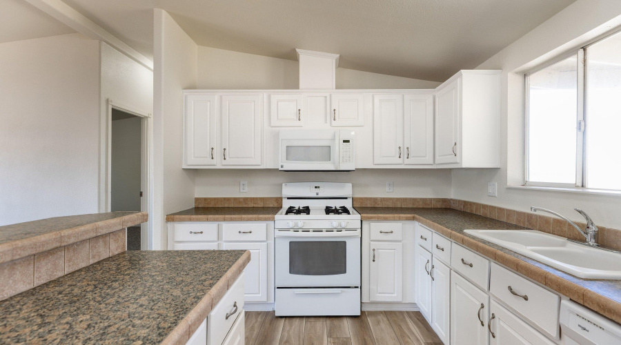 2077 Andelyn Court, Lakeside, AZ 85929