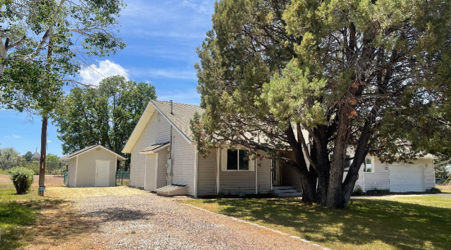 1541 N Fairway Dr 2nd drive