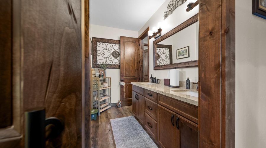 Bathroom 2