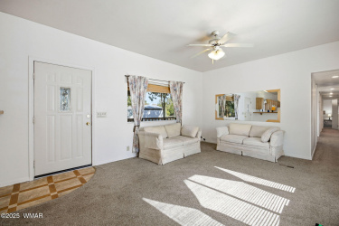 3381 Mogollon Drive, Overgaard, Arizona 85933, Bedrooms, ,Bathrooms,Residential,For Sale,Mogollon,261320