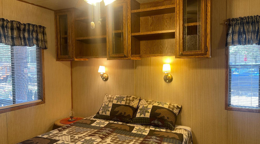 1930 Larson #8 Bedroom