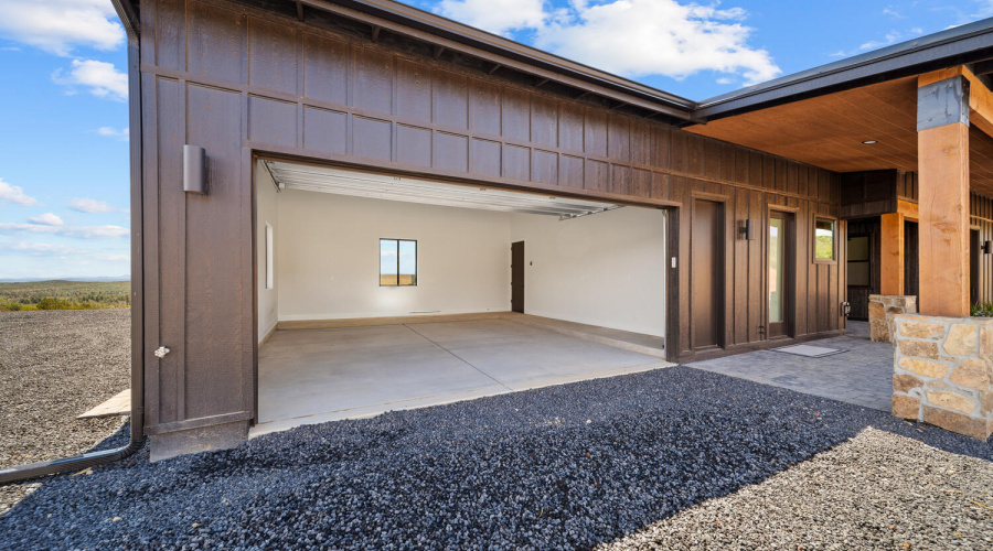 2 Car Garage