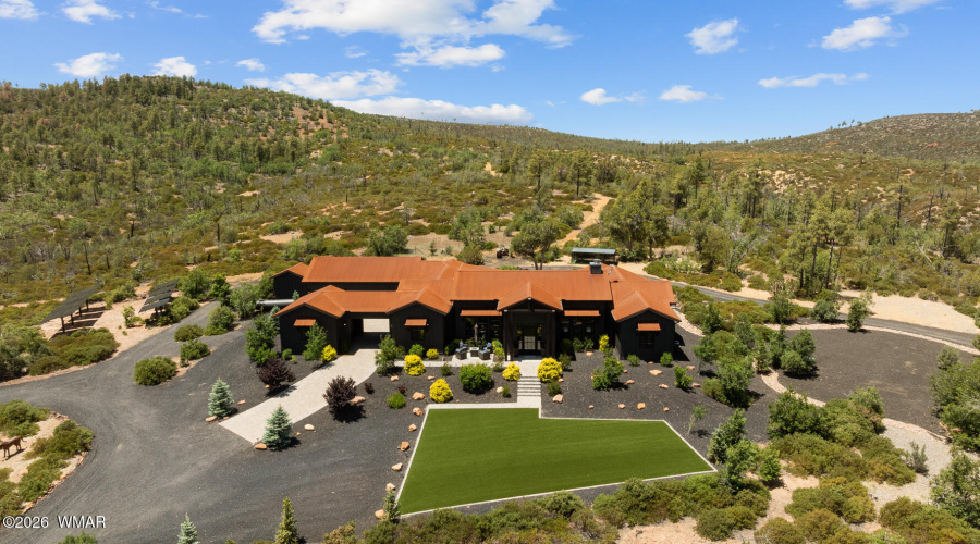 Lux Off-Grid Estate