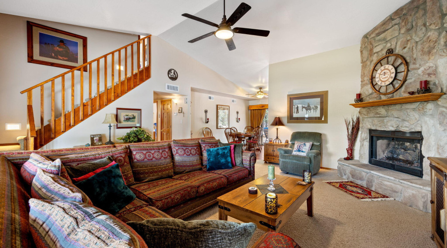 2788ChandelleLn-HeberOvergaard-AZ-8