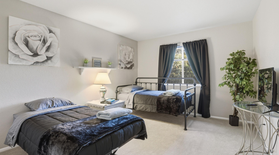 Sherwood_Dr_008