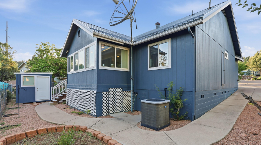 Sherwood_Dr_004