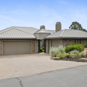 511NGrapeVine002