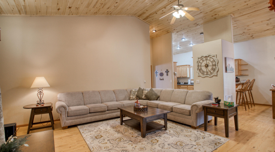 5222 Mountain Gate Circle, Lakeside,