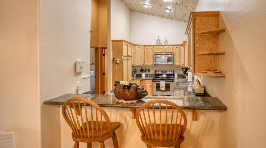 5222 Mountain Gate Circle, Lakeside,