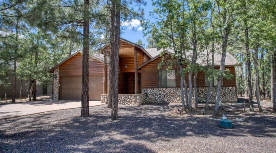 5222 Mountain Gate Circle, Lakeside,