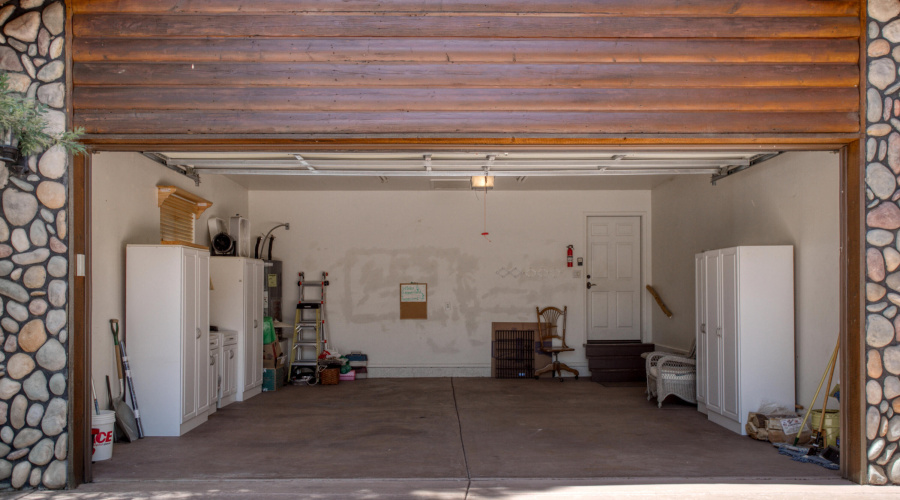 5222 Mountain Gate Circle, Lakeside,