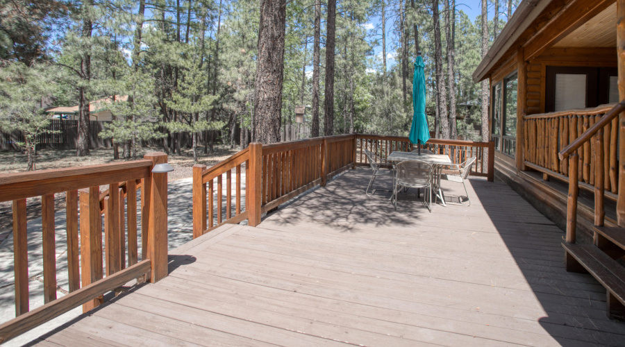 5222 Mountain Gate Circle, Lakeside,