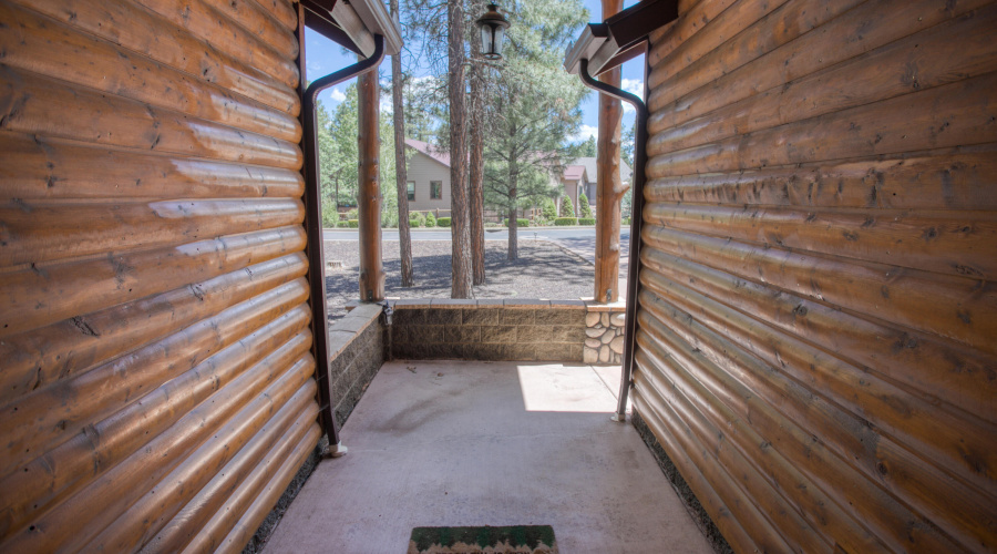 5222 Mountain Gate Circle, Lakeside,