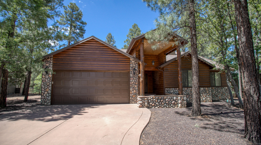 5222 Mountain Gate Circle, Lakeside,
