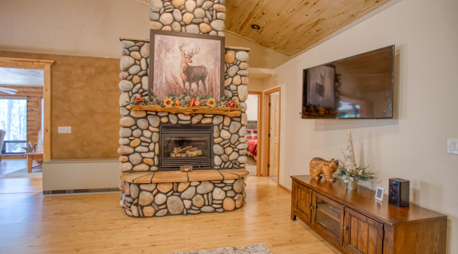 5222 Mountain Gate Circle, Lakeside,